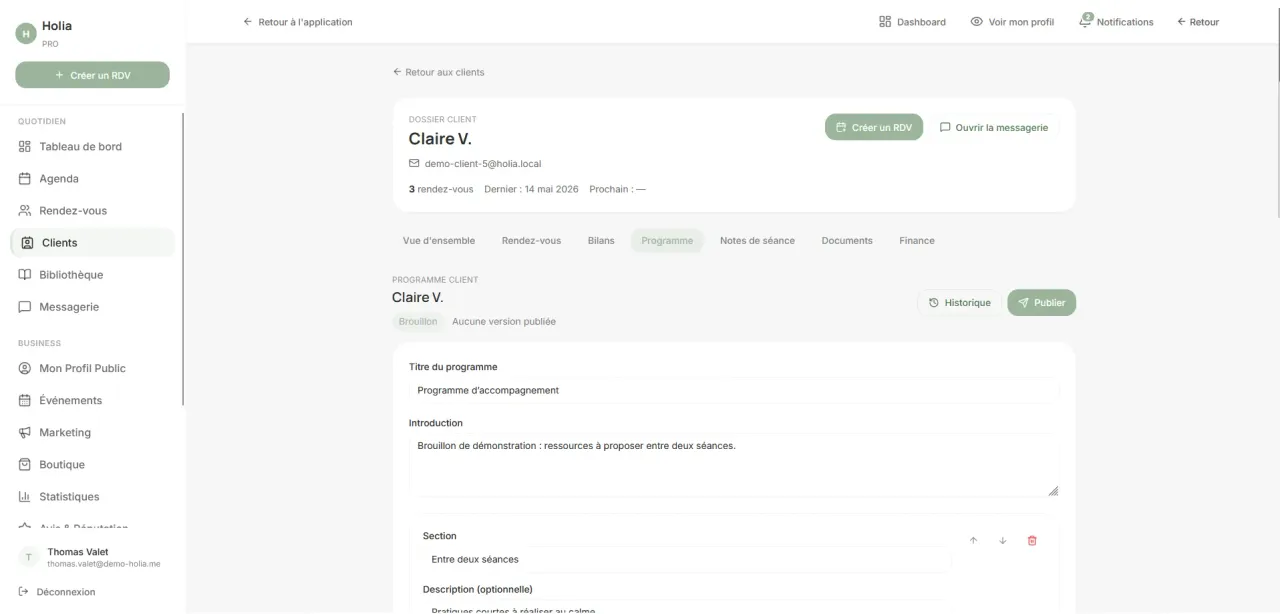 Programme d’accompagnement en brouillon avec ressources et consignes dans le dossier client Holia Pro